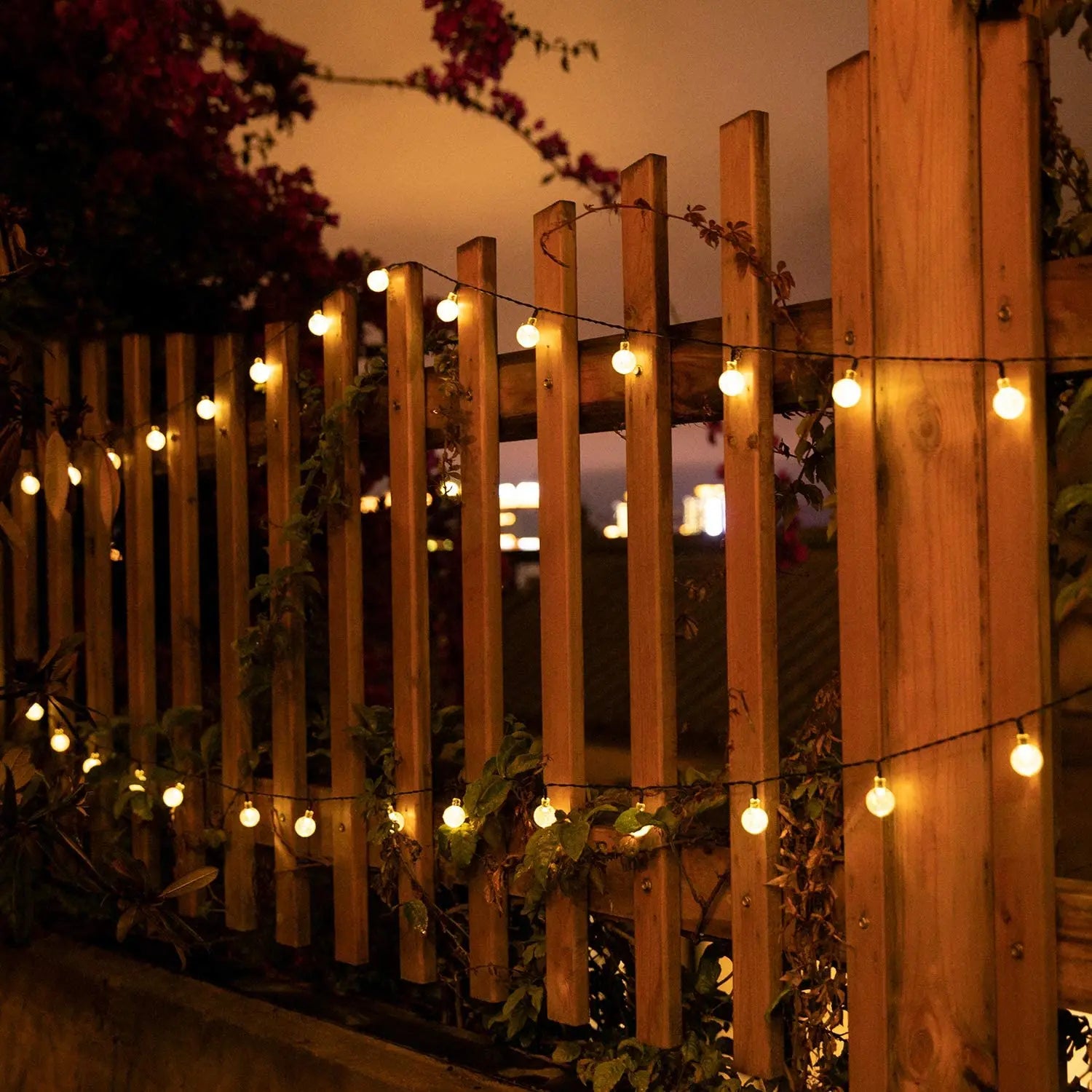 Outdoor Solar Fairy Lights – 200 LED Waterproof Crystal Globe Festoon Lights for Garden & Holiday Decor